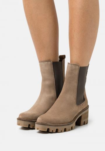 Ботинки челси