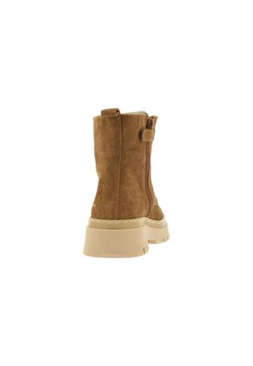 Ботинки на шнуровке