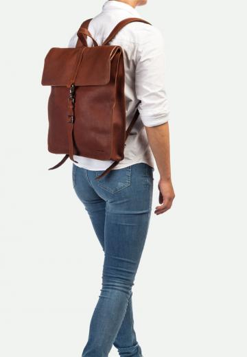 Кожаный рюкзак