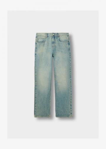 Прямые джинсы