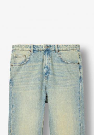 Прямые джинсы