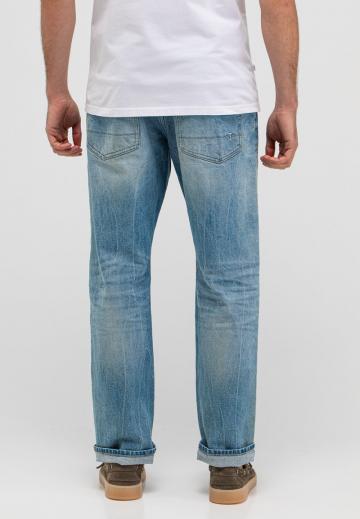 Прямые джинсы