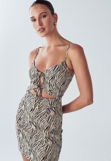 Платье футляр