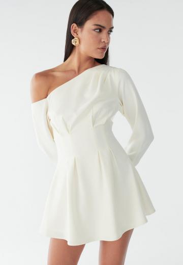 Короткое платье