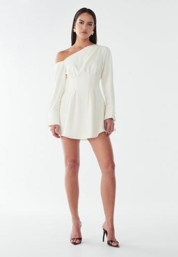 Короткое платье