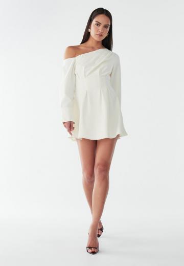 Короткое платье