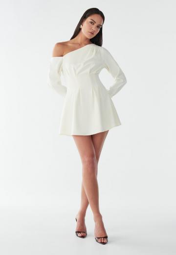 Короткое платье