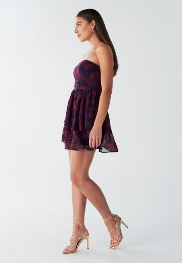 Платье без бретелек