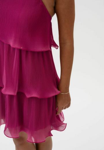 Короткое платье