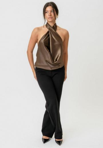 Блузка без рукавов