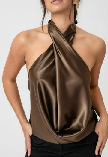 Блузка без рукавов