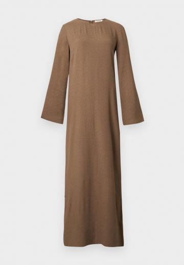 Платье макси