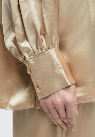 Атласная блузка