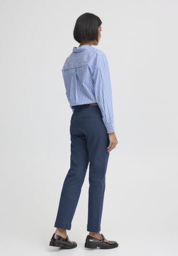 Прямые джинсы