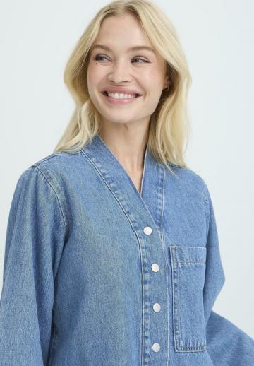 Джинсовая блузка