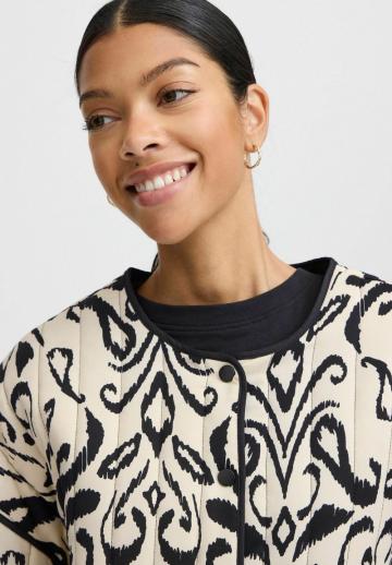 Жаккардовая кофта