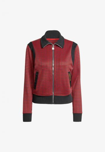 Вязаная кофта