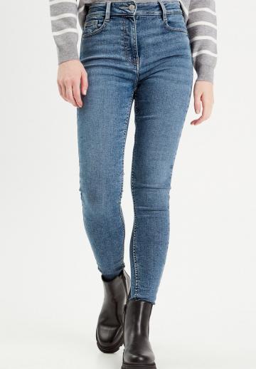 Узкие джинсы