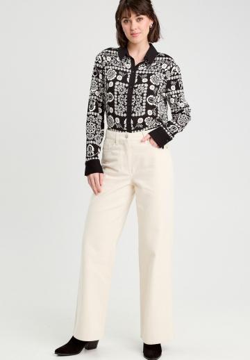 Жаккардовая вязаная кофта