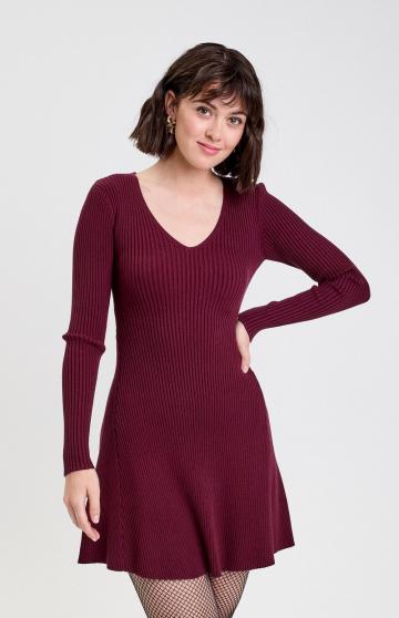 Вязаное платье