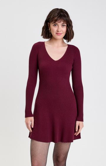 Вязаное платье