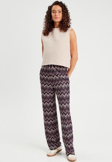 Пуловер без рукавов