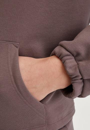 Пуловер с капюшоном