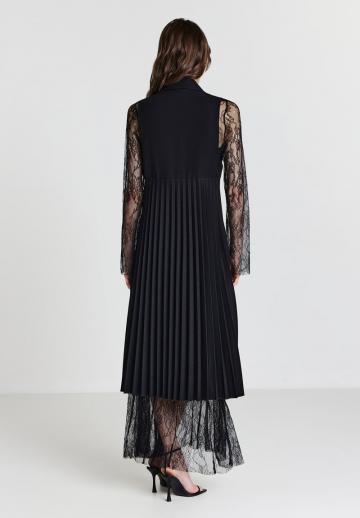 Длинный жилет