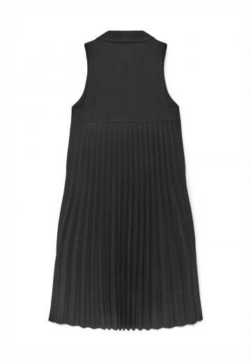 Длинный жилет