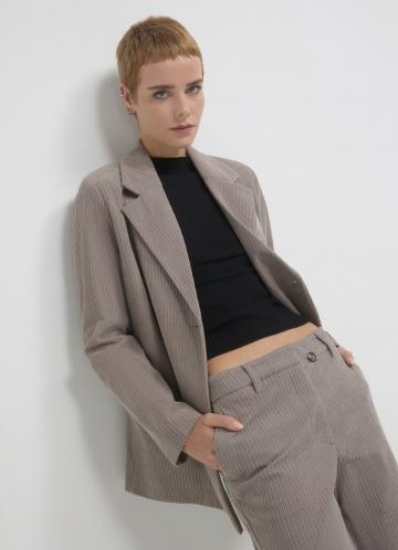 Длинный блейзер