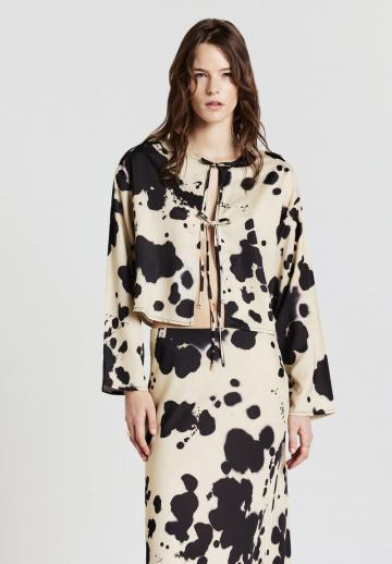 Атласная блузка