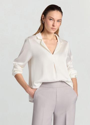 Атласная блузка