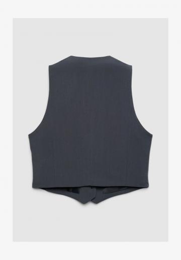 Короткая куртка