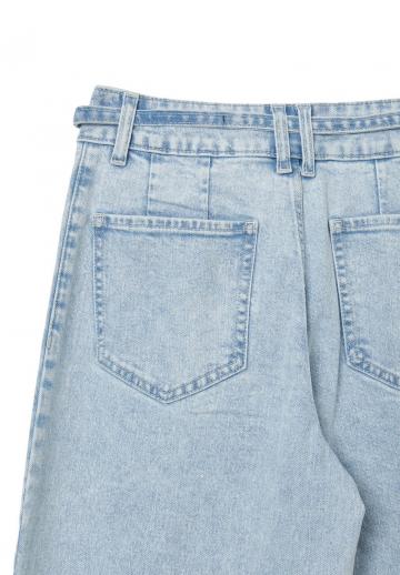 Клешеные джинсы