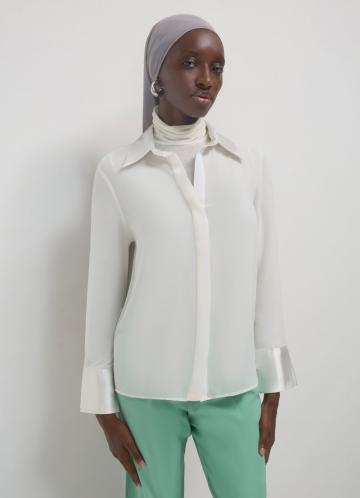 Атласная блузка