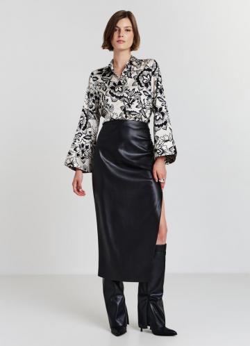 Атласная блузка