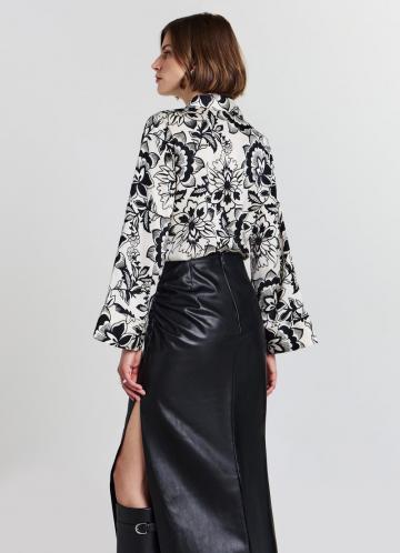 Атласная блузка