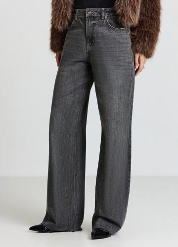 Свободные джинсы