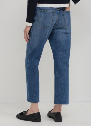 Короткие джинсы