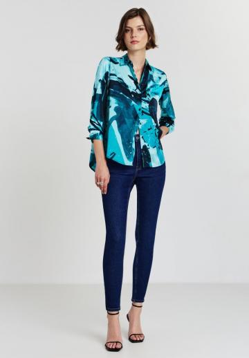 Узкие джинсы