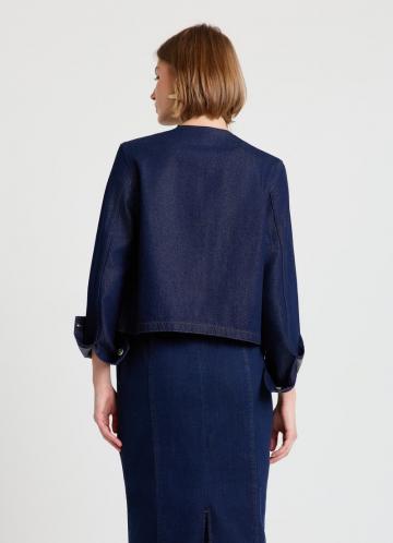 Джинсовая куртка