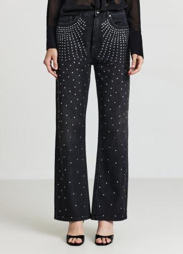 Прямые джинсы