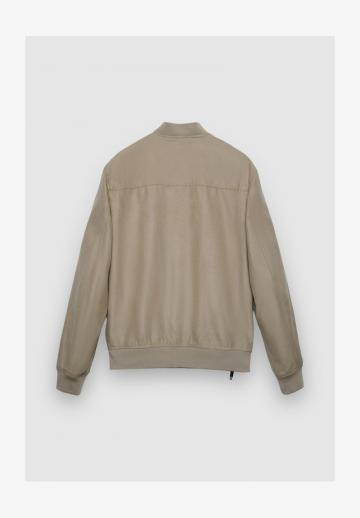 Куртка бомбер