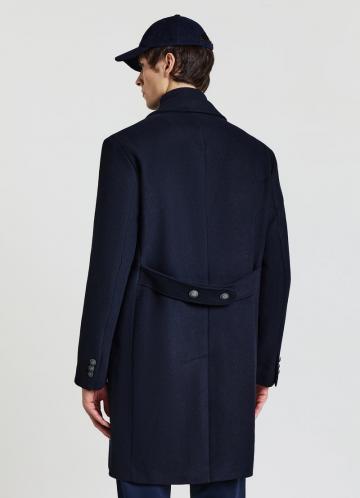 Короткое пальто