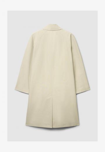 Короткое пальто