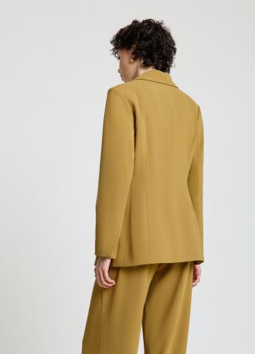 Короткое пальто