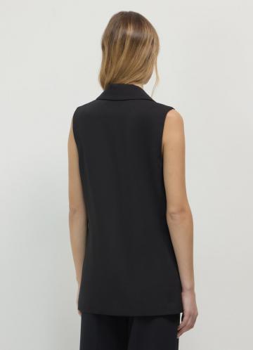 Длинный жилет