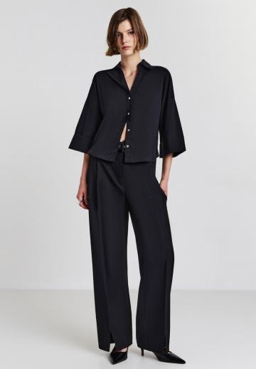 Атласная блузка