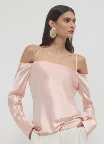 Атласная блузка