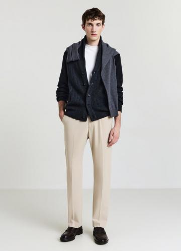 Вязаная кофта